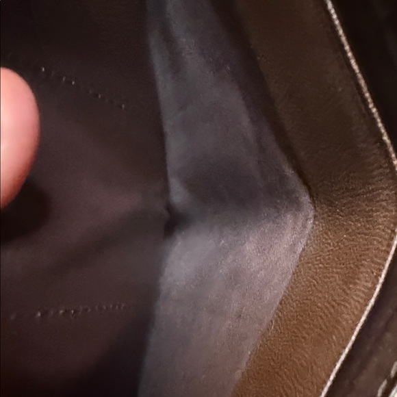 Yves Saint Laurent Brown Wallet with Gold Detail. - Picture 2 of 7